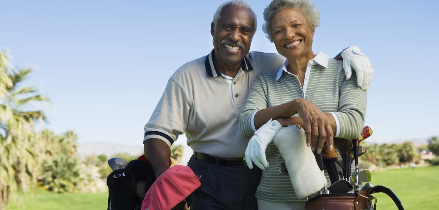 Older-couple-golf Older-couple-golf